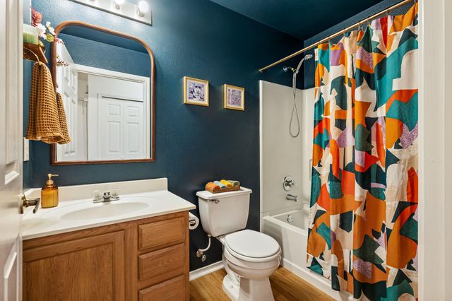 5811 Viewpoint DR, Austin, TX 78744