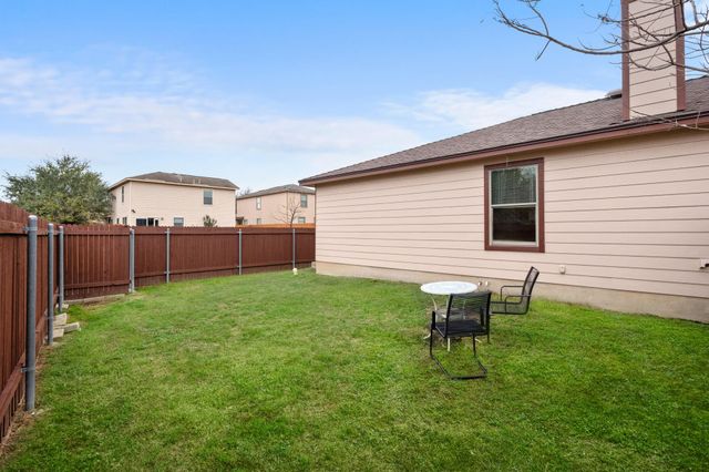 5811 Viewpoint DR, Austin, TX 78744