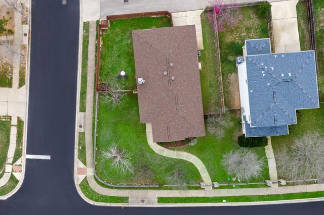 5811 Viewpoint DR, Austin, TX 78744