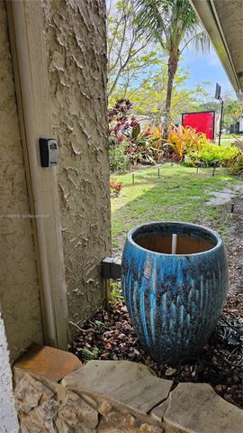 6731 NW 26th Way, Fort Lauderdale, FL 33309