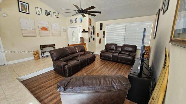 6731 NW 26th Way, Fort Lauderdale, FL 33309