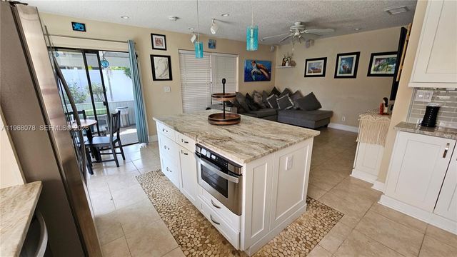 6731 NW 26th Way, Fort Lauderdale, FL 33309