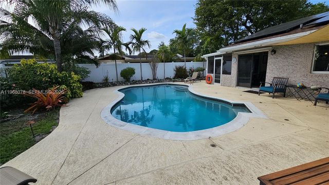 6731 NW 26th Way, Fort Lauderdale, FL 33309