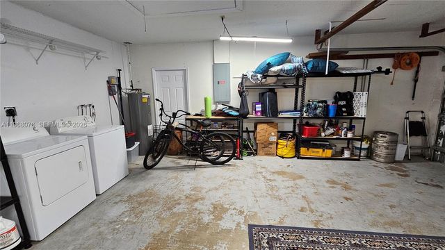 6731 NW 26th Way, Fort Lauderdale, FL 33309