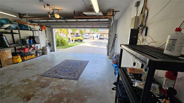 6731 NW 26th Way, Fort Lauderdale, FL 33309