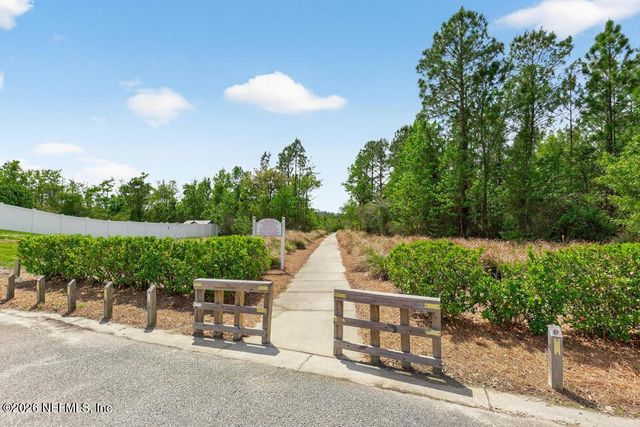 79179 PLUMMERS CREEK Drive, Yulee, FL 32097