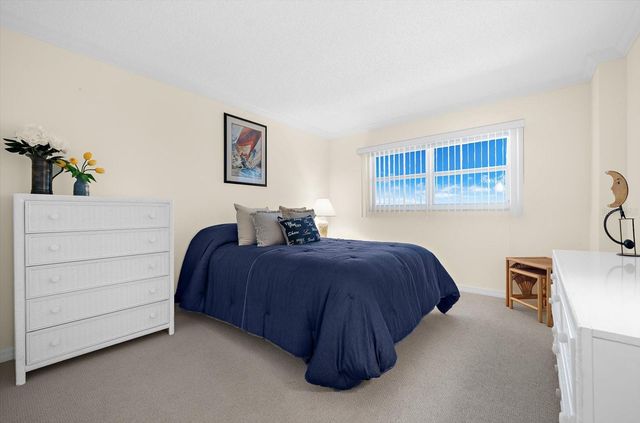 255 THE ESPLANADE N 701, Venice, FL 34285
