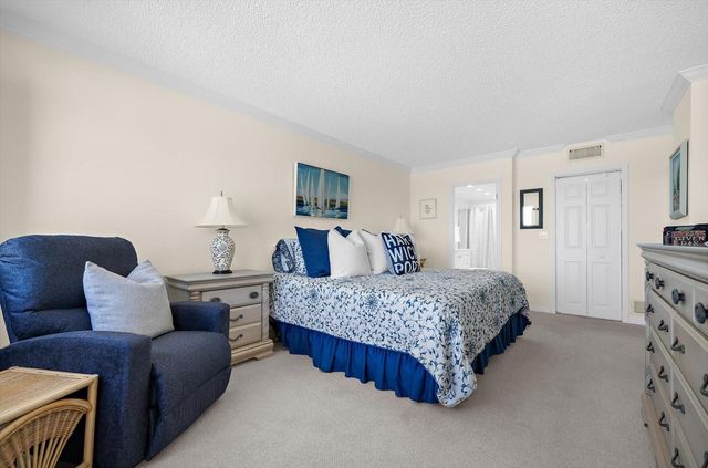 255 THE ESPLANADE N 701, Venice, FL 34285