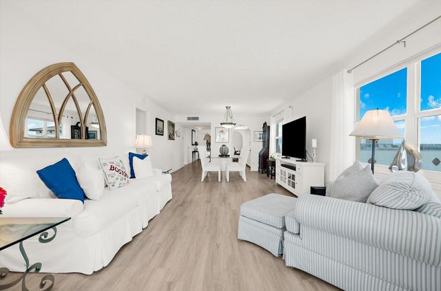255 THE ESPLANADE N 701, Venice, FL 34285