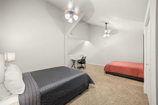 108 April Point Drive S, Montgomery, TX 77356