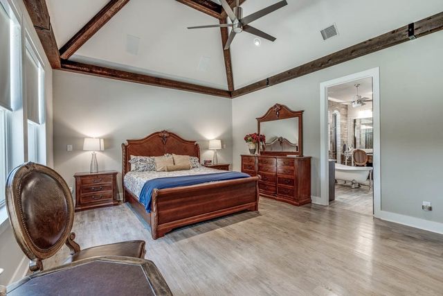 19069 Lakeview Court, Whitney, TX 76692