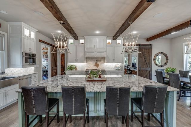 19069 Lakeview Court, Whitney, TX 76692