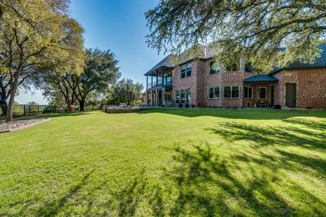 19069 Lakeview Court, Whitney, TX 76692