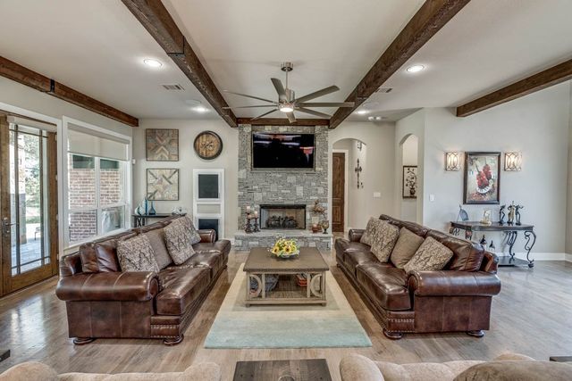 19069 Lakeview Court, Whitney, TX 76692