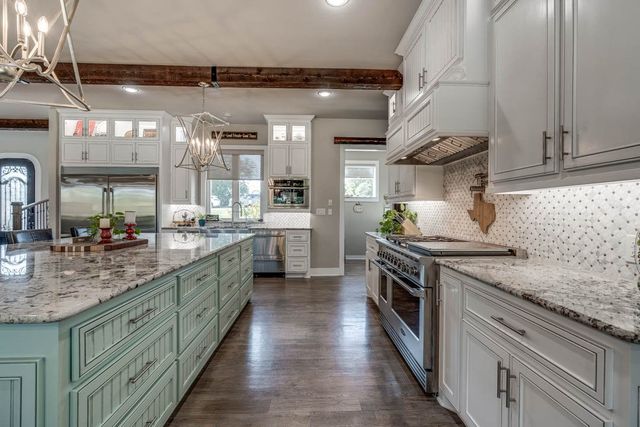 19069 Lakeview Court, Whitney, TX 76692