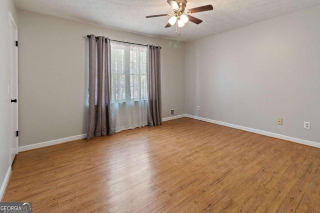 3560 Daylon Drive, Cumming, GA 30028