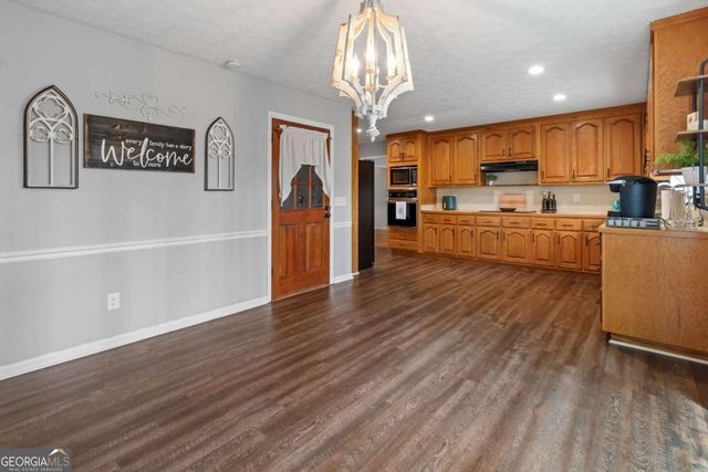 3560 Daylon Drive, Cumming, GA 30028