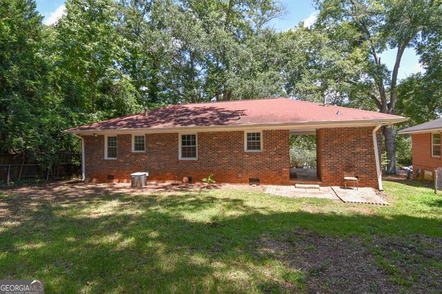 1541 Oakhill Drive, Griffin, GA 30223