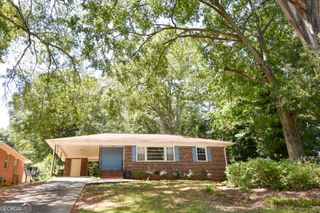 1541 Oakhill Drive, Griffin, GA 30223