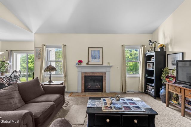 109 Abbey Road, Poestenkill, NY 12140