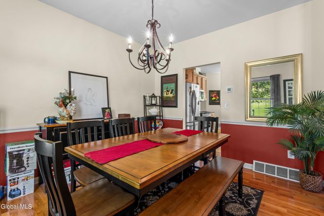 109 Abbey Road, Poestenkill, NY 12140