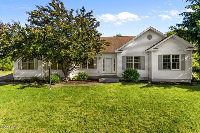 109 Abbey Road, Poestenkill, NY 12140