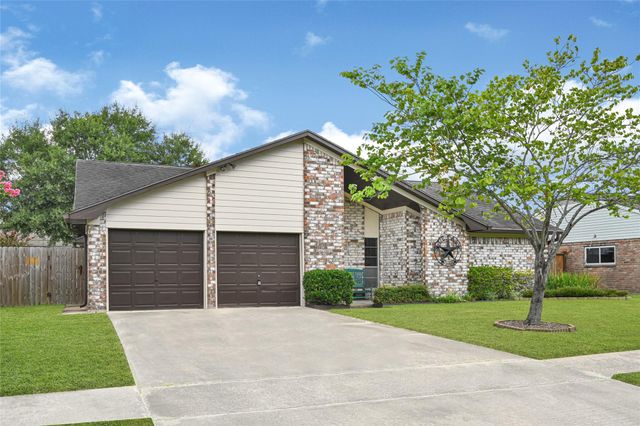 10406 Rocky Hollow Road, La Porte, TX 77571