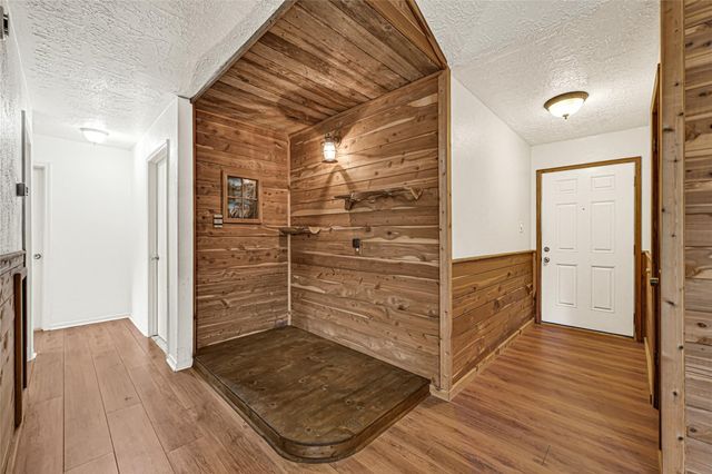 10406 Rocky Hollow Road, La Porte, TX 77571