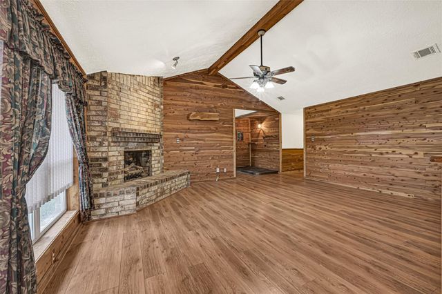 10406 Rocky Hollow Road, La Porte, TX 77571