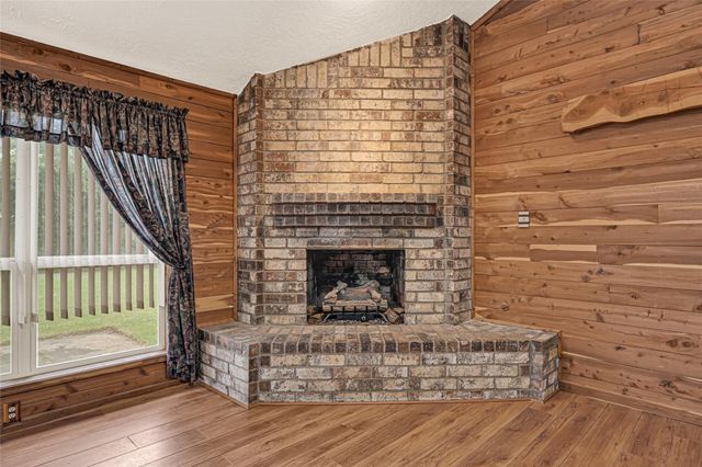 10406 Rocky Hollow Road, La Porte, TX 77571
