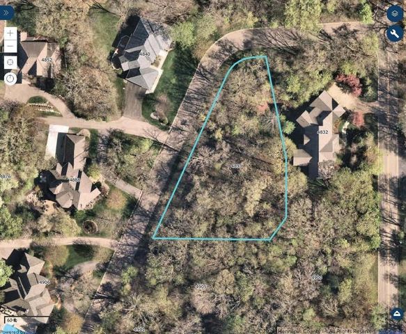 4893x Woodhurst Lane, Minnetonka, MN 55345