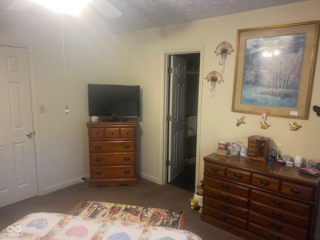 61 N Deer Cliff Drive, Crawfordsville, IN 47933