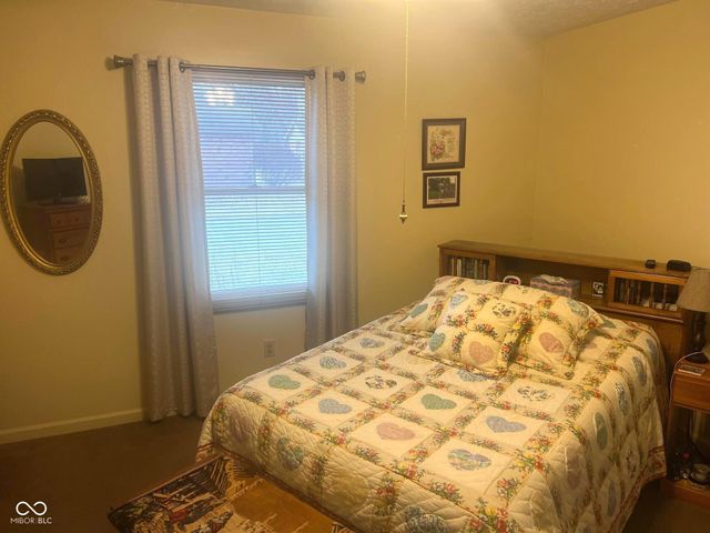 61 N Deer Cliff Drive, Crawfordsville, IN 47933