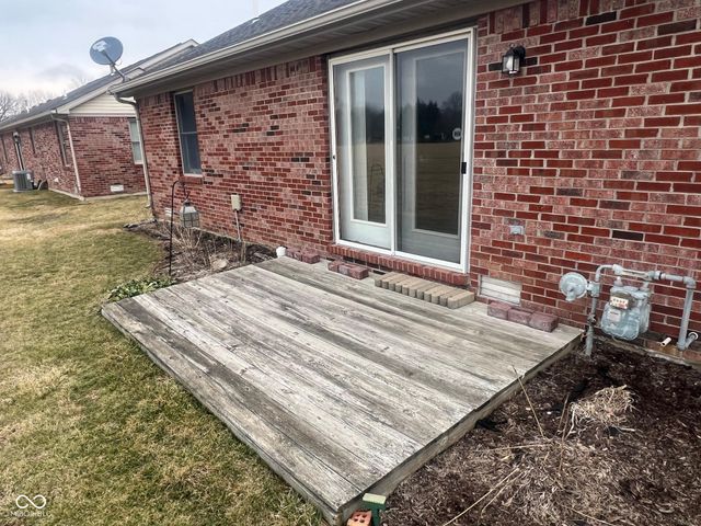 61 N Deer Cliff Drive, Crawfordsville, IN 47933