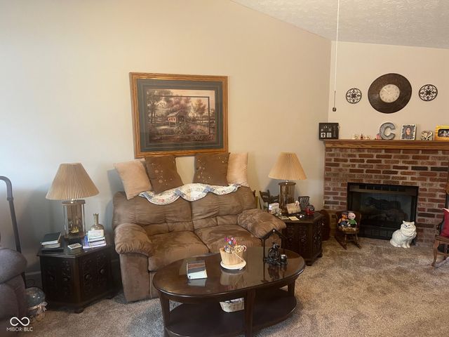 61 N Deer Cliff Drive, Crawfordsville, IN 47933