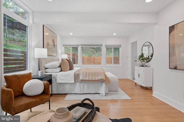 6522 WALHONDING RD, Bethesda, MD 20816