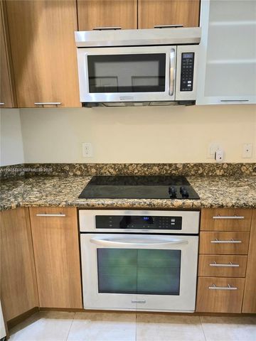 510 NW 84th Ave 121, Plantation, FL 33324