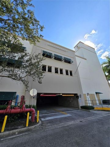 510 NW 84th Ave 121, Plantation, FL 33324