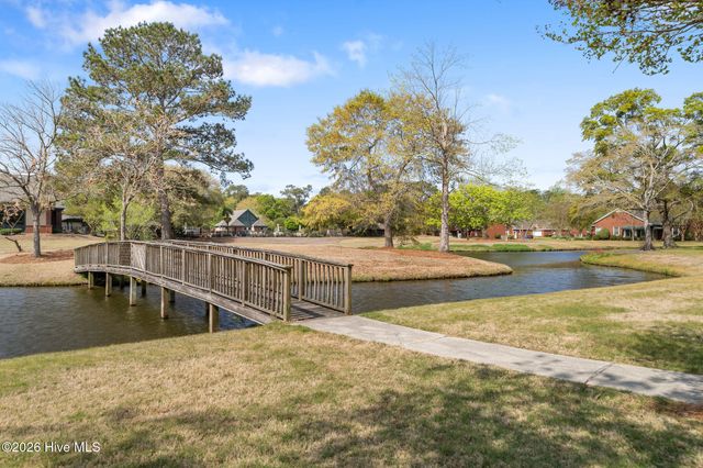 138 Candlewood Drive, Wallace, NC 28466