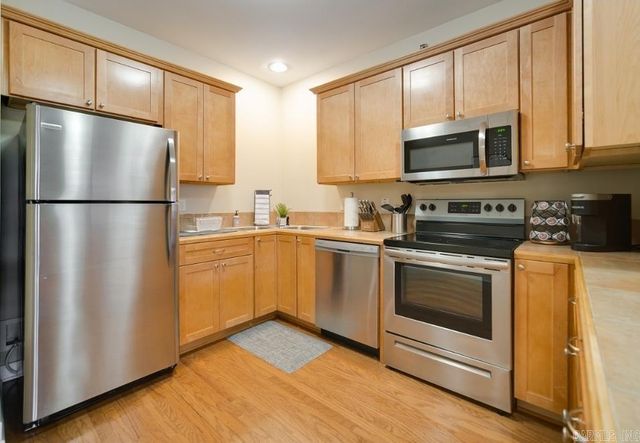 515 E Capitol Ave Apt 202, Little Rock, AR 72202