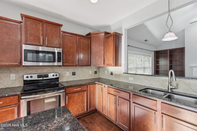 1678 Old Salt Run SW, Shallotte, NC 28470