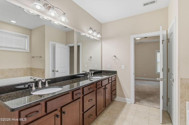 1678 Old Salt Run SW, Shallotte, NC 28470