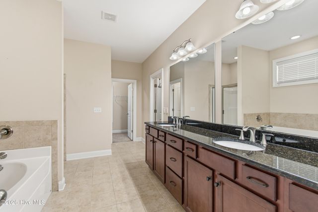 1678 Old Salt Run SW, Shallotte, NC 28470