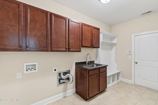 1678 Old Salt Run SW, Shallotte, NC 28470