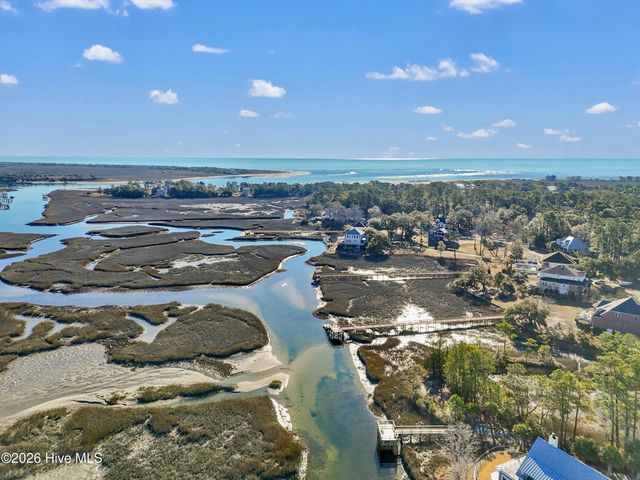 1678 Old Salt Run SW, Shallotte, NC 28470