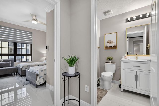 701 S Olive Avenue 1205, West Palm Beach, FL 33401