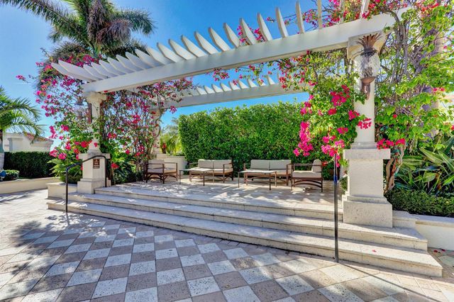 701 S Olive Avenue 1205, West Palm Beach, FL 33401