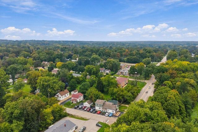 12418 W Meadow LANE, New Berlin, WI 53151
