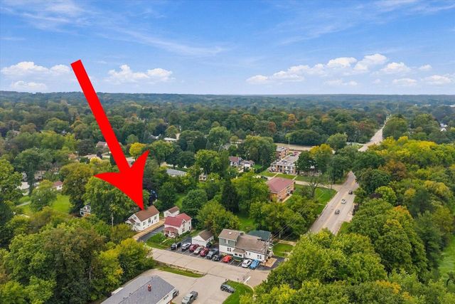 12418 W Meadow LANE, New Berlin, WI 53151