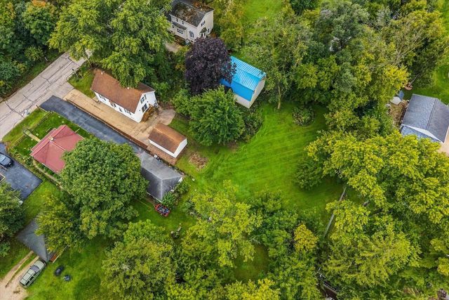 12418 W Meadow LANE, New Berlin, WI 53151